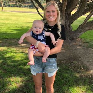 Meet your Posher, Averi